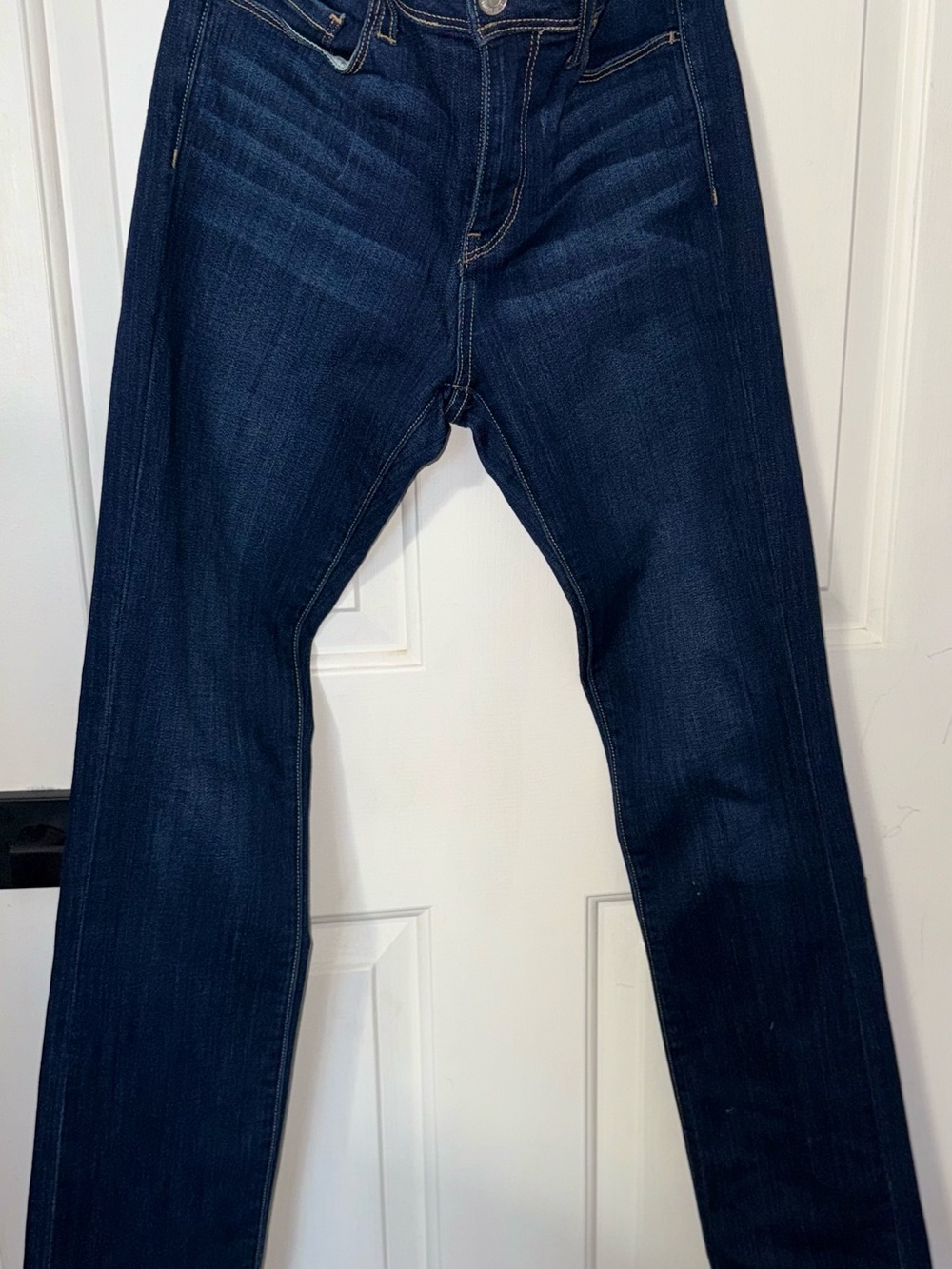 Women's Skinny Jeans in Deep Blue Wash
